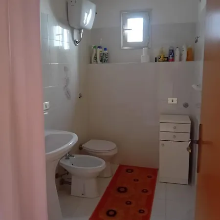 別荘 Charming Mountain Retreat In Pacentro, Italy