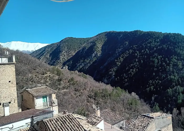 Tatil Evi Charming Mountain Retreat In Pacentro, Italy